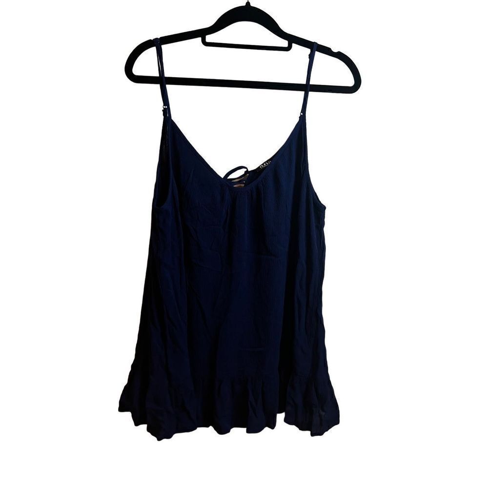 ANA tank camisole with ruffle bottom XXL